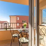 Andela 3 Apartman Makarska