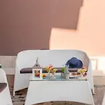 شقة Andela 3 *